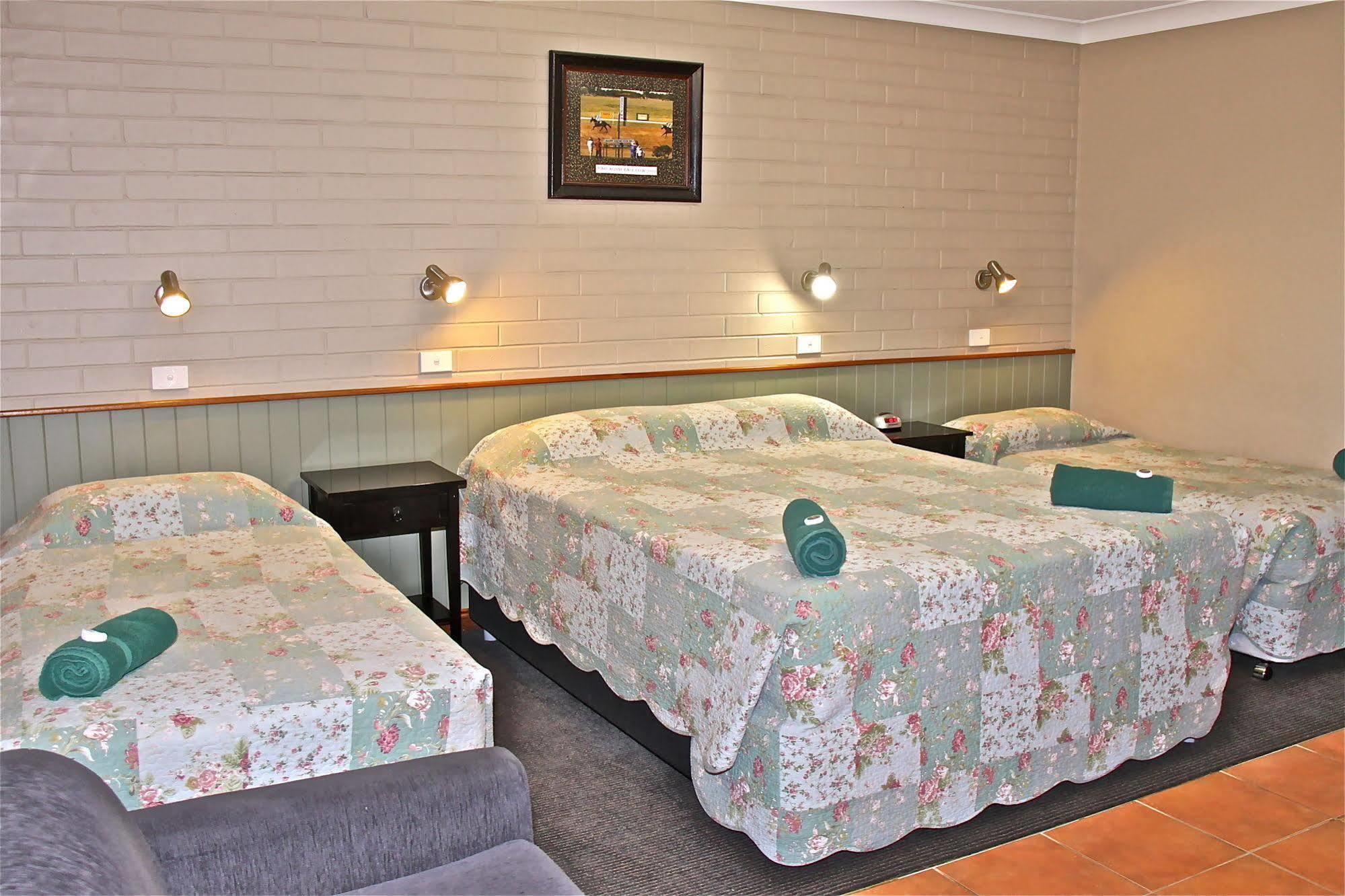 Barcaldine Country Motor Inn Exterior foto